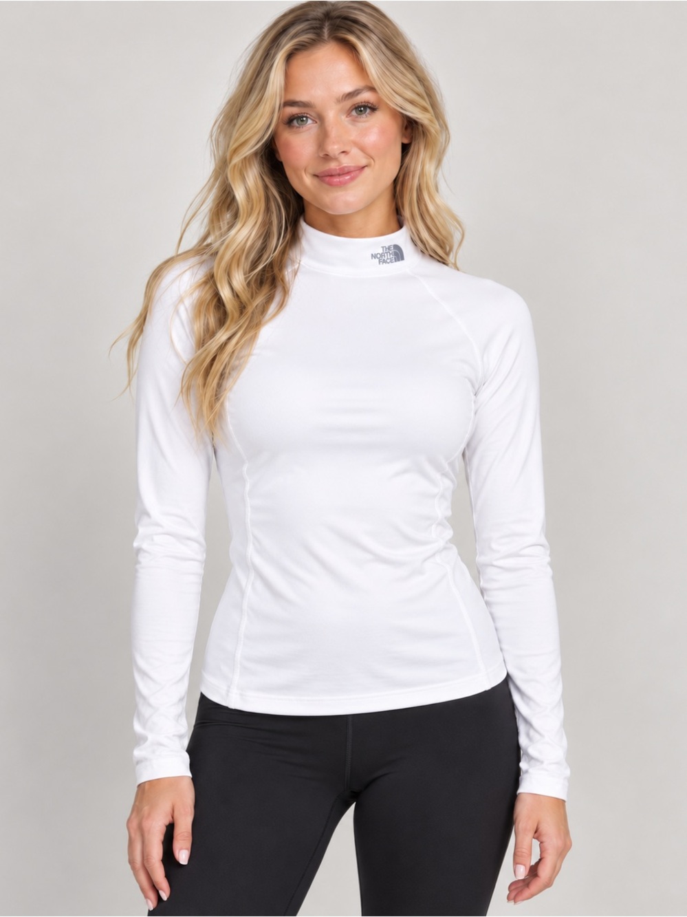 The North Face Women’s Thermastretch Mock Neck White Top NWT M
